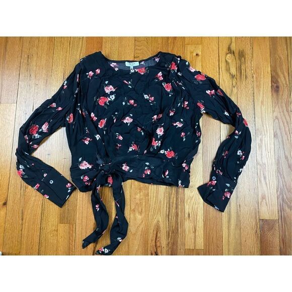 šŖ¦āFrnchĀ topālongāsleeveāfloralās/m - Picture 2 of 10